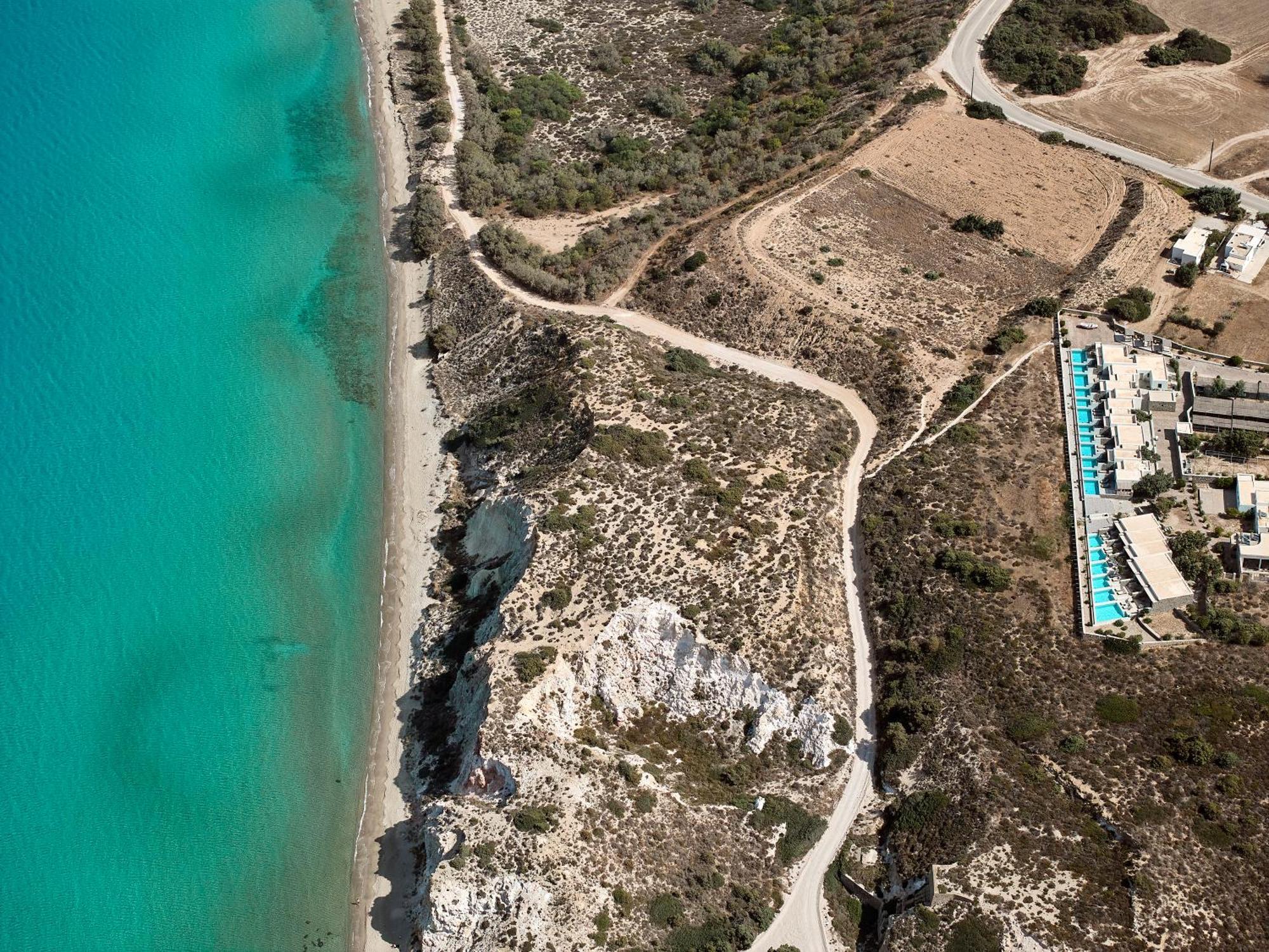 אדאמאס Hotel Milos Sea Resort מראה חיצוני תמונה
